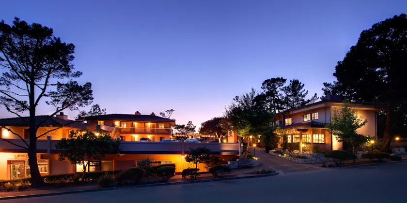 Horizon Inn & Ocean View Lodge - Image 1