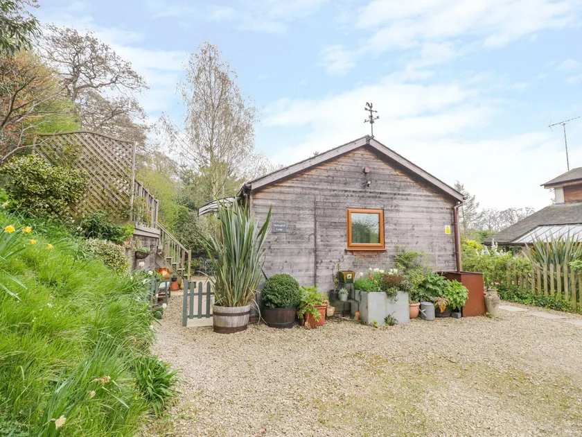 Wellinghill Lodge - Image 1
