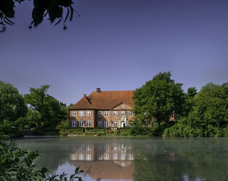 Herrenhaus Borghorst - Image 1