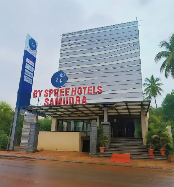Zip By Spree Hotels Samudra Belgaum - Image 1