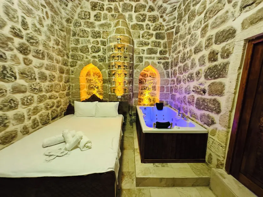 Demirhan Otel - Image 1