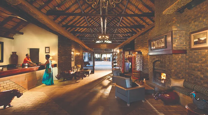 Bakubung Self-Catering Chalets - Hall