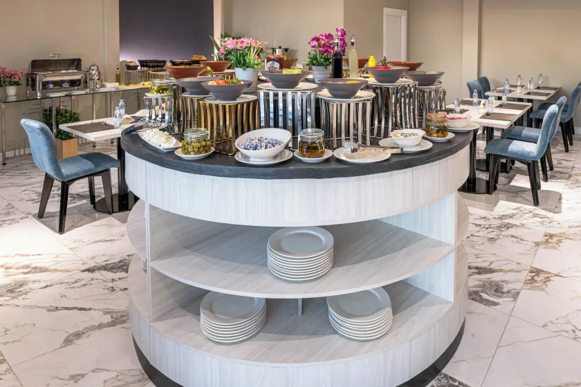 Karim Hotel - Image 1