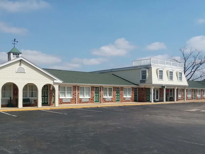 Walton Inn - Image 1