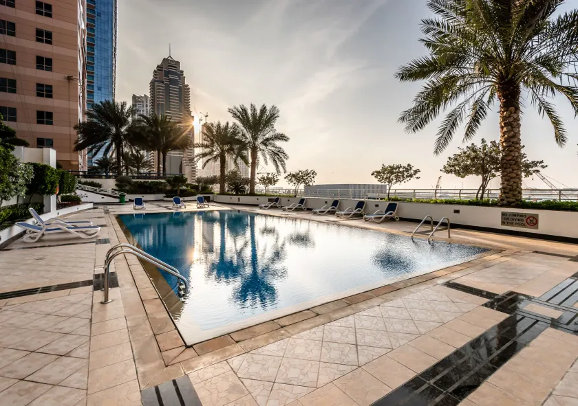 Peaks Apartments Dubai Marina - Image 1