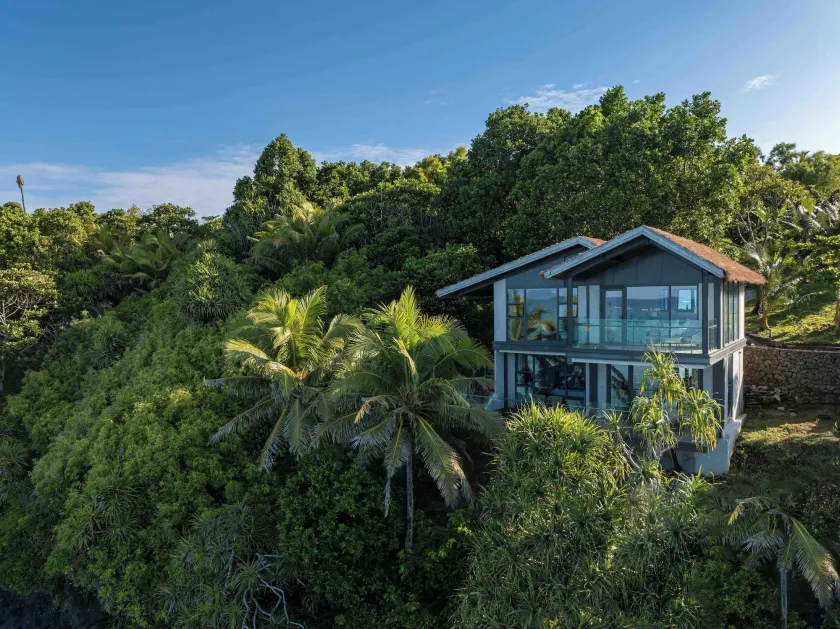 Palau Sunrise Seaview Landison Retreat - Image 1