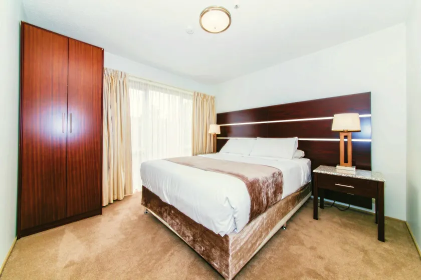 Airport Gateway Hotel - Image 1