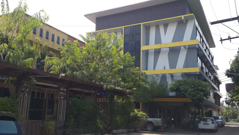 Sirimongkol Hotel - Image 1