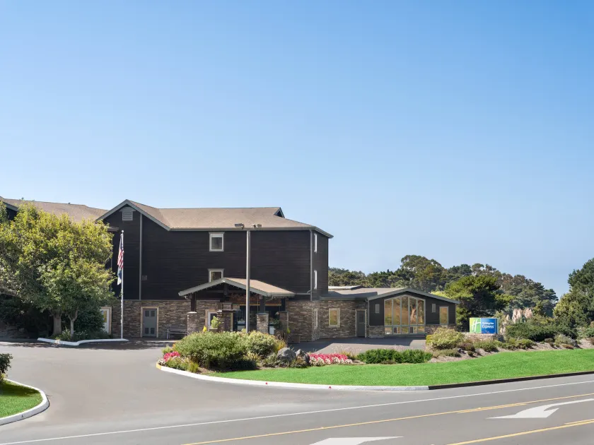 Holiday Inn Express Fort Bragg by IHG - Image 1
