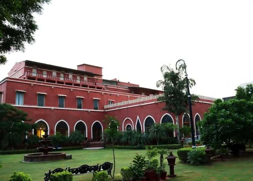 Maharaja Ganga Mahal - Image 1
