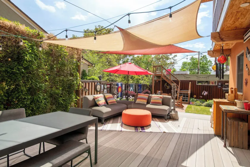Hot Tub Soaks & Foodie Strolls! Berkeley Area Base - Image 1