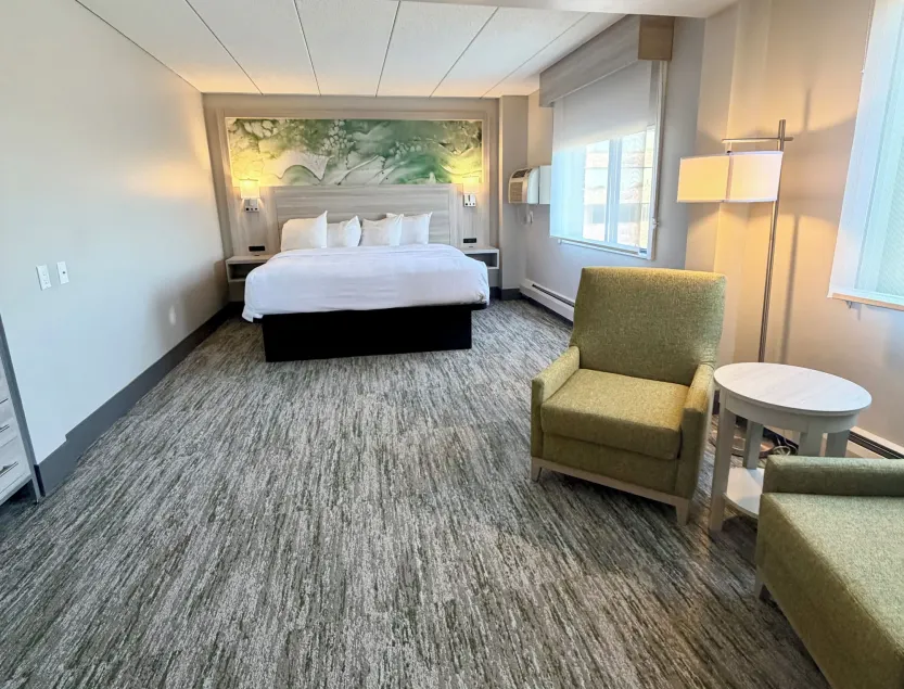 Best Western Plus Kelly Inn - Image 1