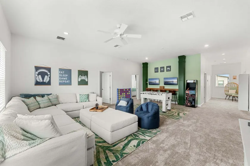 435 Strand Dr - Image 1
