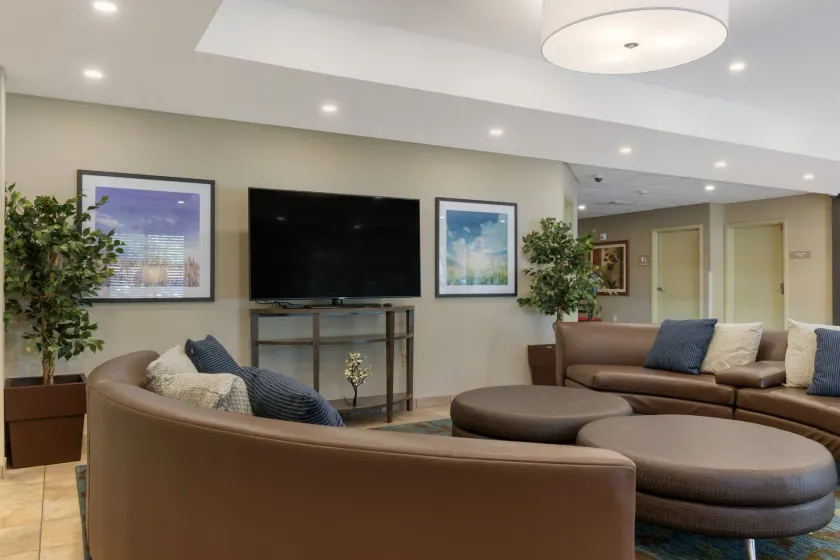 Candlewood Suites Reading by IHG - Hall