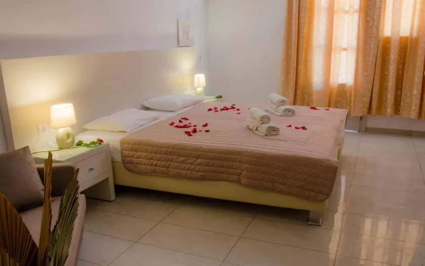 Polykratis Rooms - Image 1