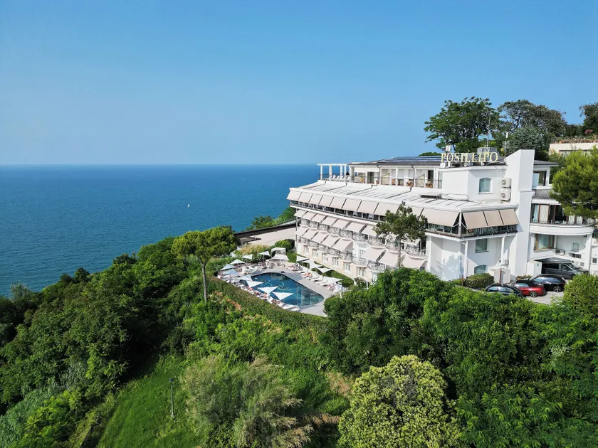 Hotel Posillipo - Image 1