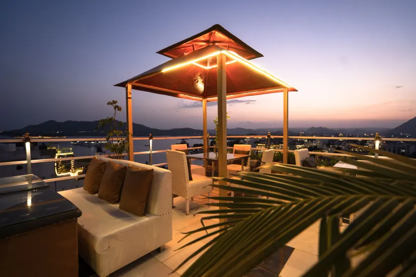 The Lake View Hotel- On Lake Pichola - Image 1