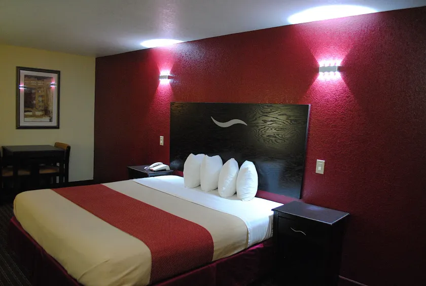 Scottish Inns Fort Worth - Image 1
