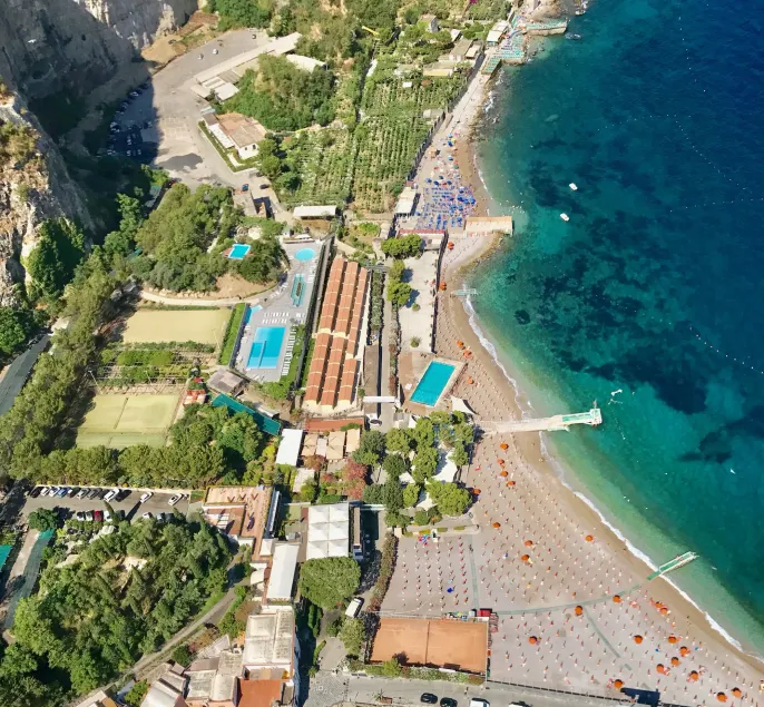 Hotel & Resort Le Axidie - Image 1