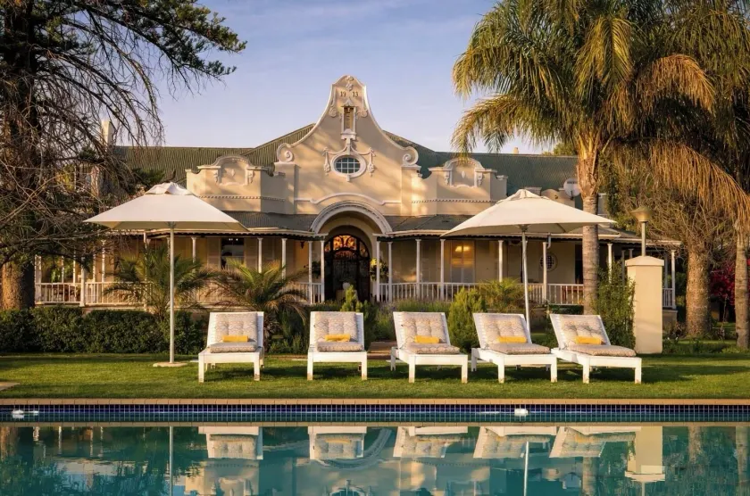 Bakenskraal Ostrich Palace - Image 1