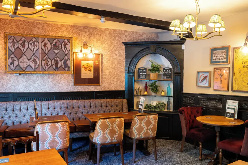 Red Lion Hotel by Greene King Inns - Image 1