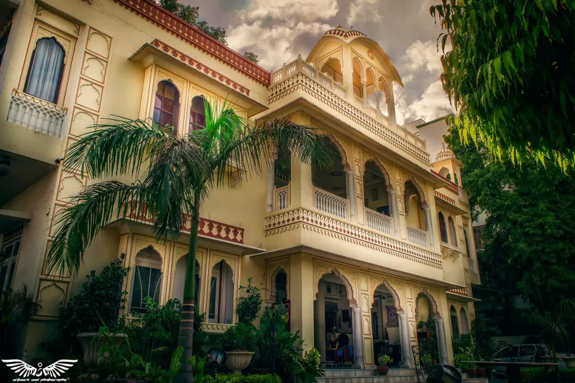 Krishna Palace - A Heritage Boutique Hotel - Image 1