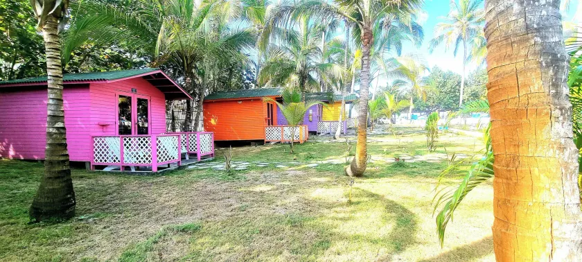 Blue Mango Beach Hotel - Image 1