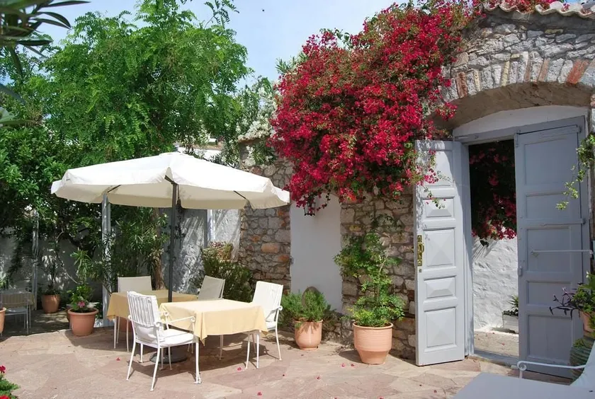 Hotel Miranda - Image 1