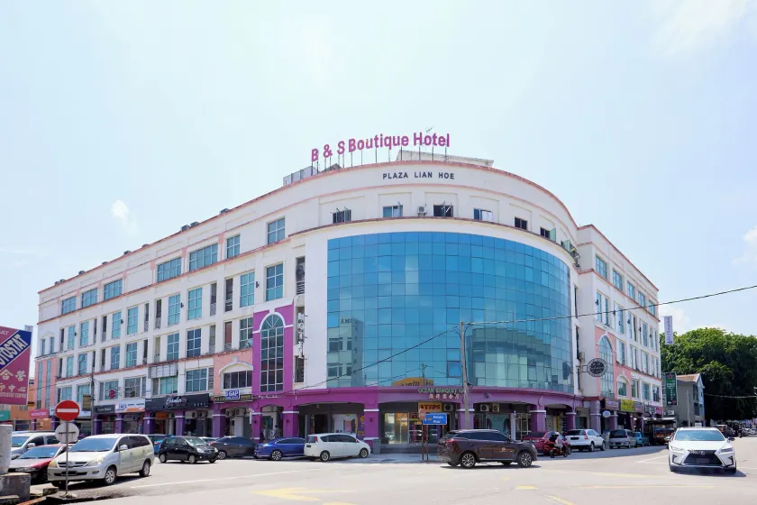 B&S Boutique Hotel - Image 1