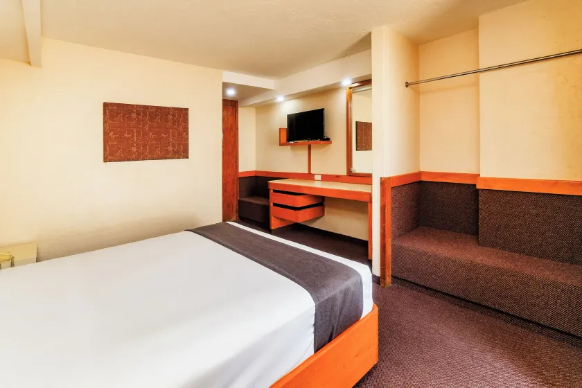 OYO Hotel Hidalgo - Image 1