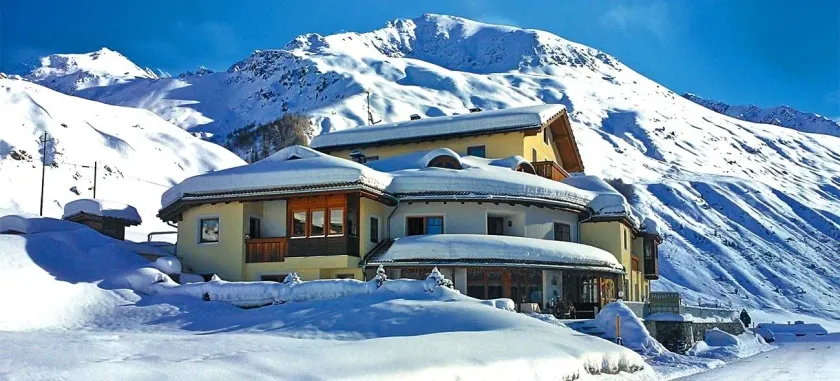 Hotel Alpenjuwel - Image 1