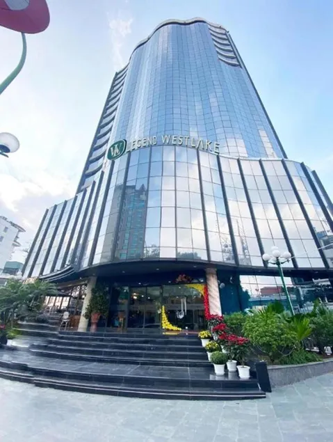 Legend Westlake Hotel - Image 1