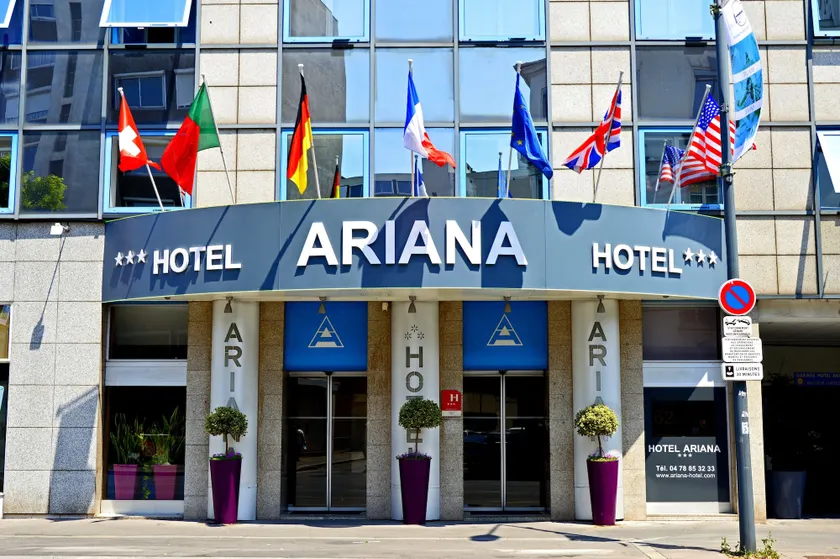 Hôtel Ariana Villeurbanne - Image 1