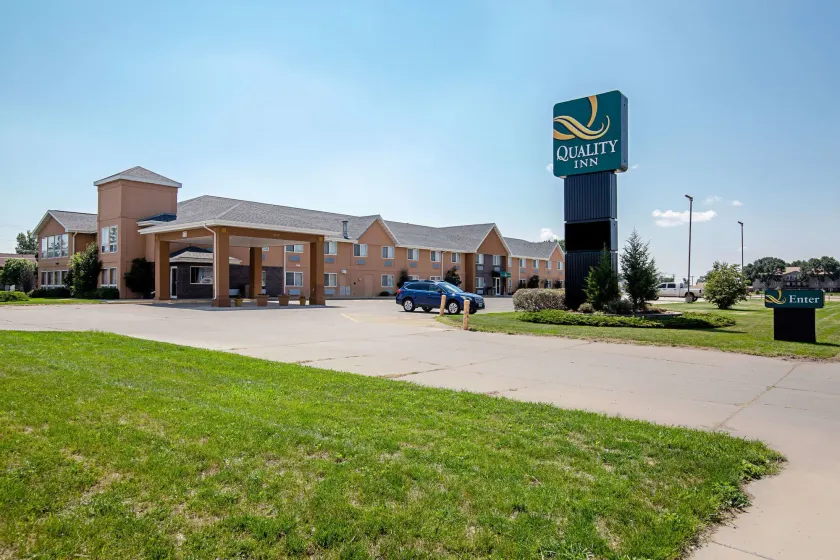 Quality Inn Huron - Image 1