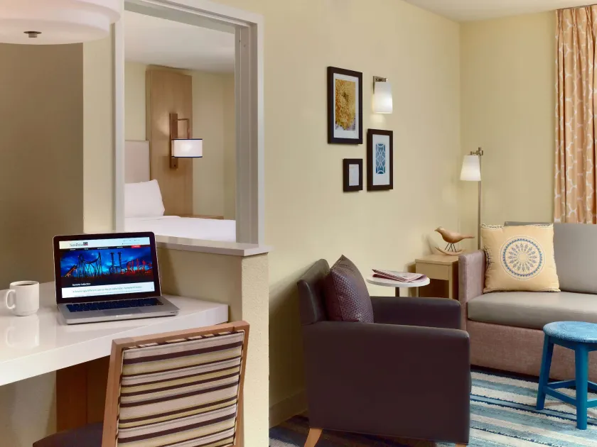 Sonesta ES Suites Houston Galleria - Image 1