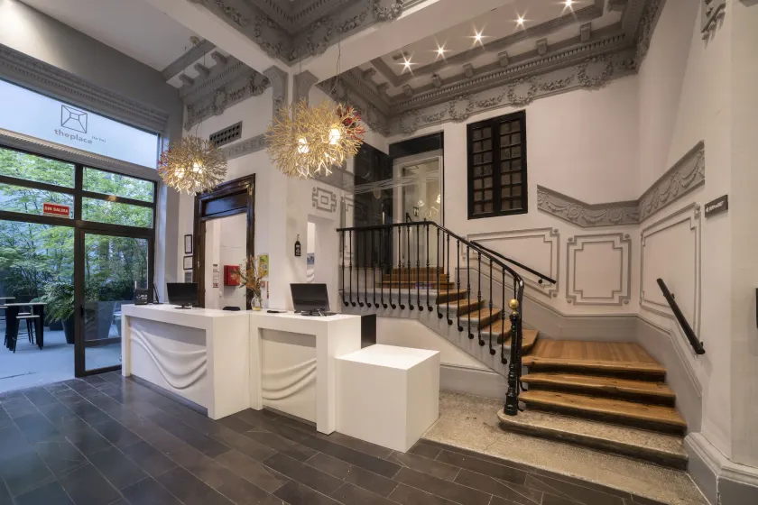 Petit Palace Santa Bárbara - Image 1