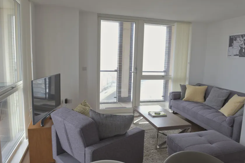 Toothbrush Apartments - Ipswich Waterfront South - Avalon Court - Image 1