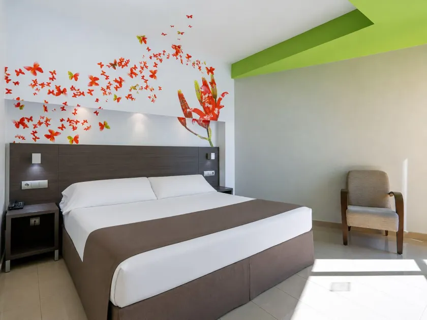 Hotel Porto Calpe - Image 1