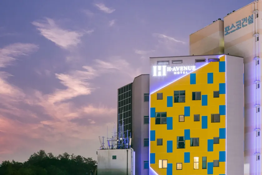 H Avenue Hotel Idae Shinchon - Image 1
