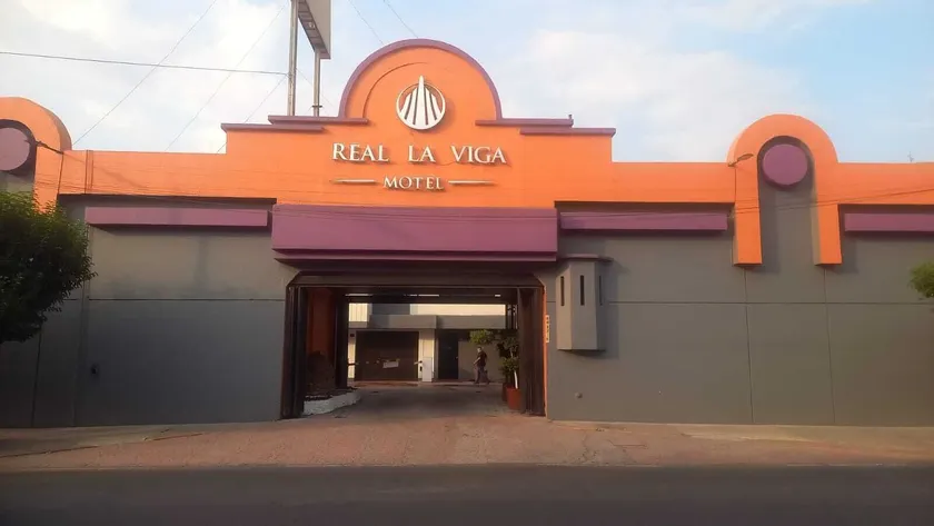 Real La Viga Motel - Image 1