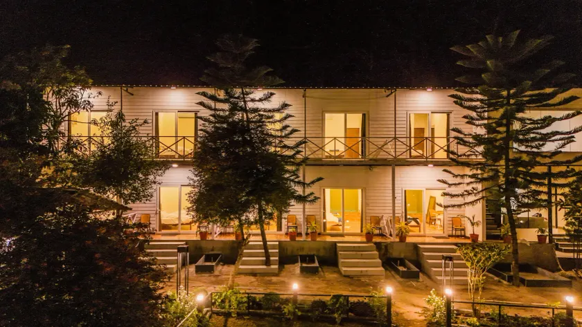  Aspen Riverside Resort (180 Mountain View) - Image 1