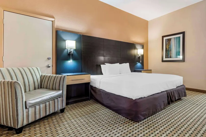 Quality Inn Amarillo West near Medical Center - Image 1