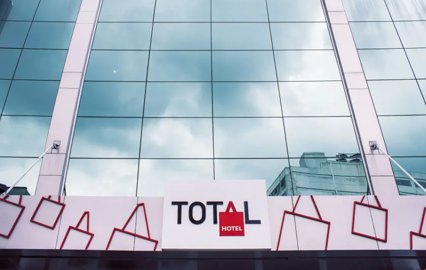 Total Hotel - Image 1