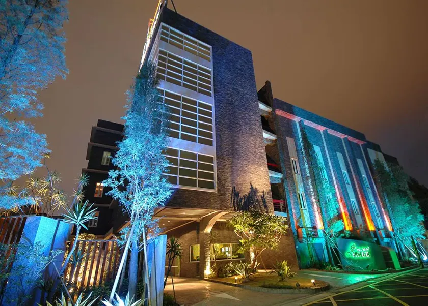Norway Forest Villa Motel - Image 1