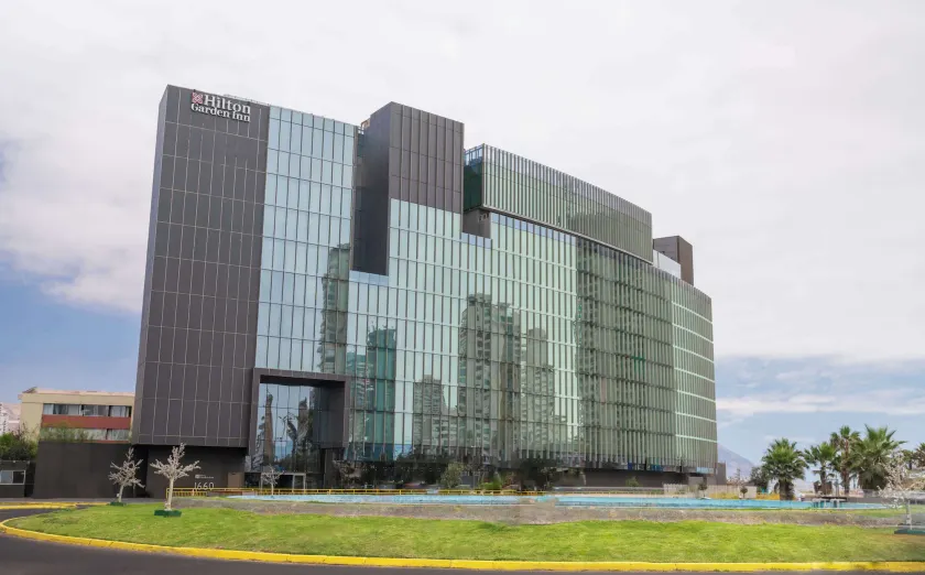 Hilton Garden Inn Iquique - Image 1