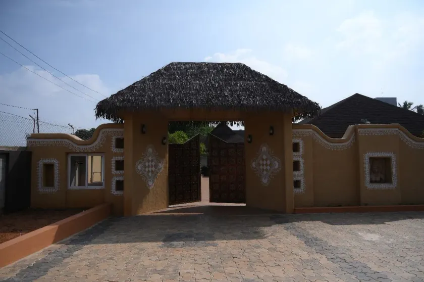Shettar's Kusum Resort - Image 1