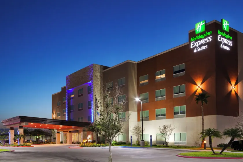 Holiday Inn Express & Suites Edinburg- Mcallen Area by IHG - Image 1