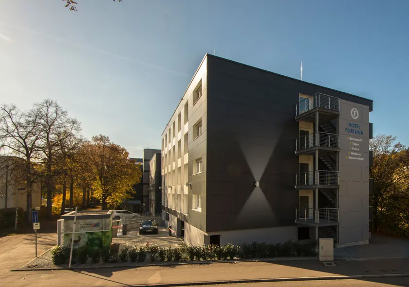Hotel Fortuna - Image 1