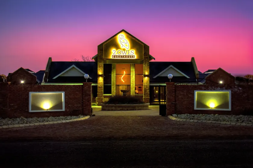 2 Owls Guesthouse - Image 1