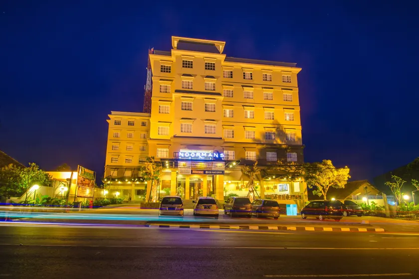 Noormans Hotel Semarang - Image 1